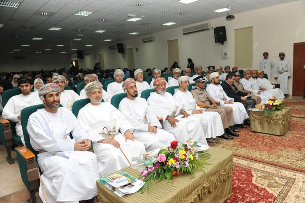 وزير التَّنمية الاجتماعيَّة يفتتح موسم الجامعة الثَّامن.. والجامعة تُعلن عن تطوير مركز \"التَّميُّز العلمي وضبط الجودة\" إلى \"عِمادة ضبط الجودة\"